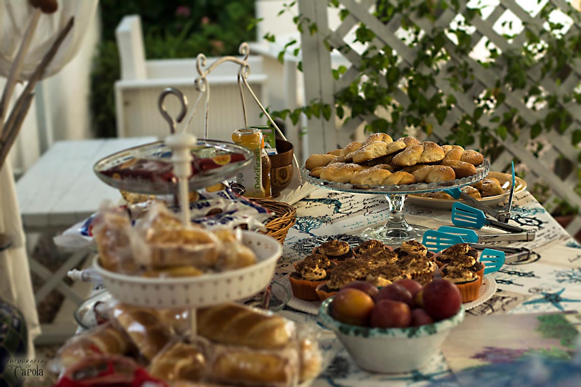 serapo bed and breakfast colazione giardino